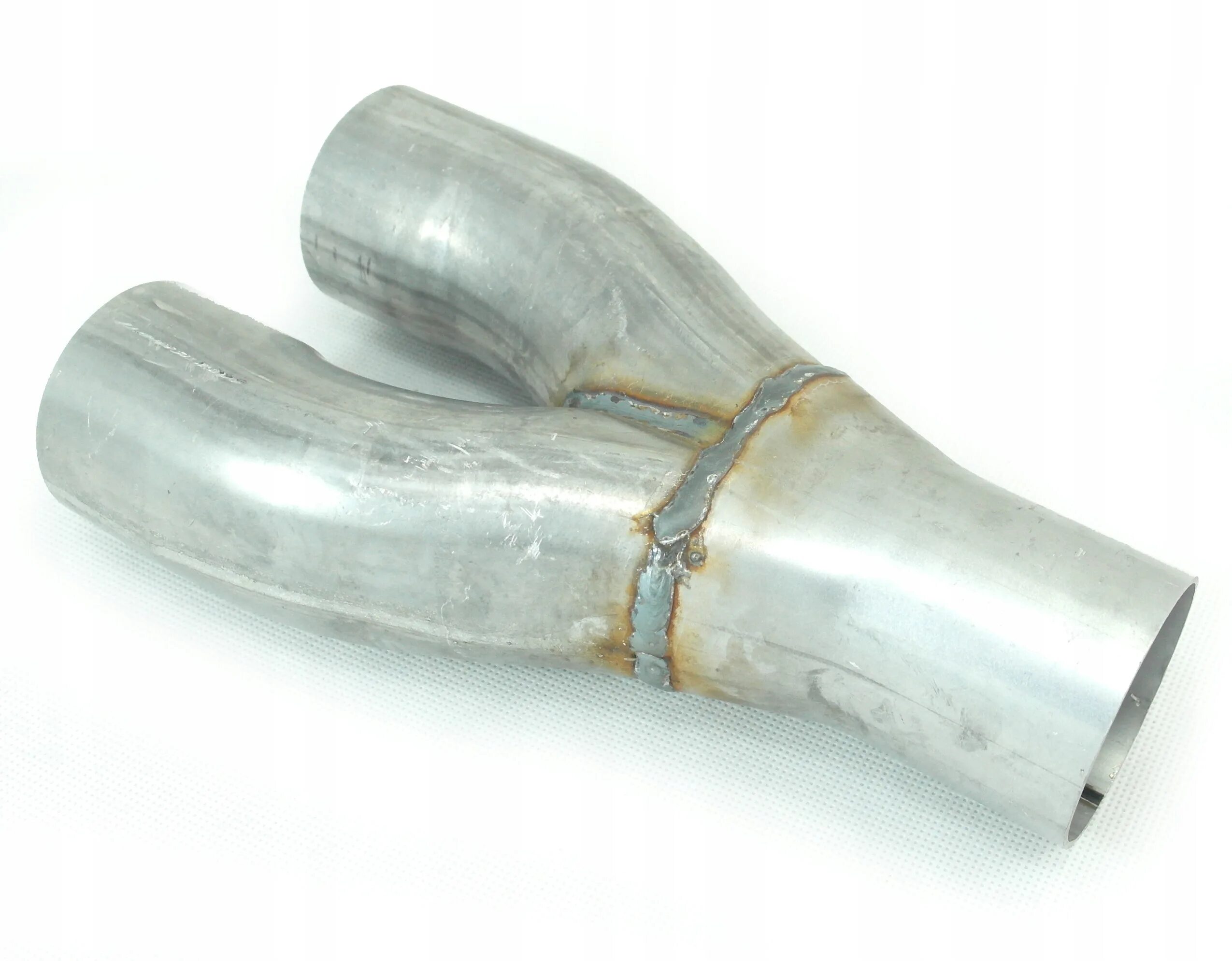 Тройник 28*22*28. Тройник глушителя камаз 65115. Тройник глушителя. Выхлопная камаз 6520. Тройник глушителя.