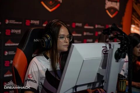 Cs go девушки