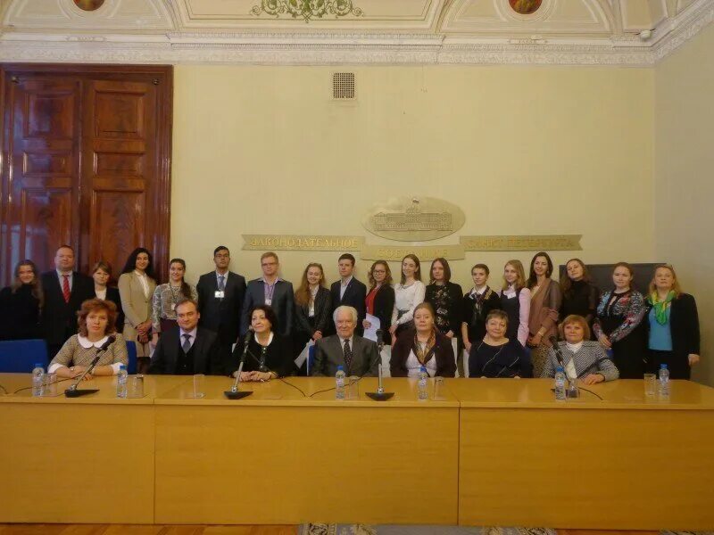 кабинет губернатора в смольном. сербский милорад павлович. почта банк. сотрудничество санкт петербург. владимирская комитет по образованию спб фото.