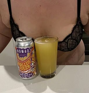 Boobs and Beer @boobs-beer Onlyfans leaked Free Photos and Videos.