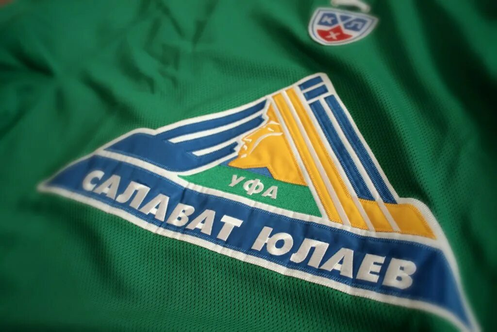 Метсола салават юлаев. Чемпионская кепка салават юлаев. Хк салават магазин. Новая форма хк салават юлаев. Кепка салават юлаев.