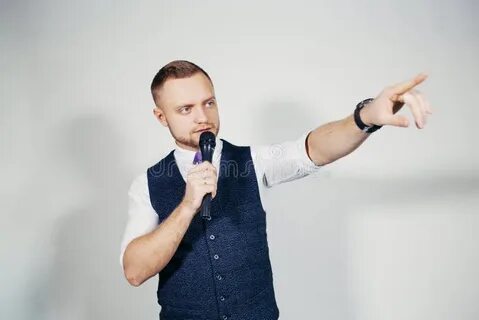 Почему микрофон говорит