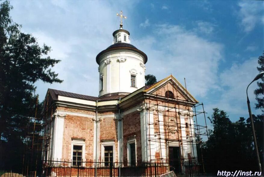 усадьба марфино петропавловская церковь. церковь марфино. церковь рождества богородицы в марфино. церковь в марфино мытищинский район. церковь рождества богородицы в марфино.