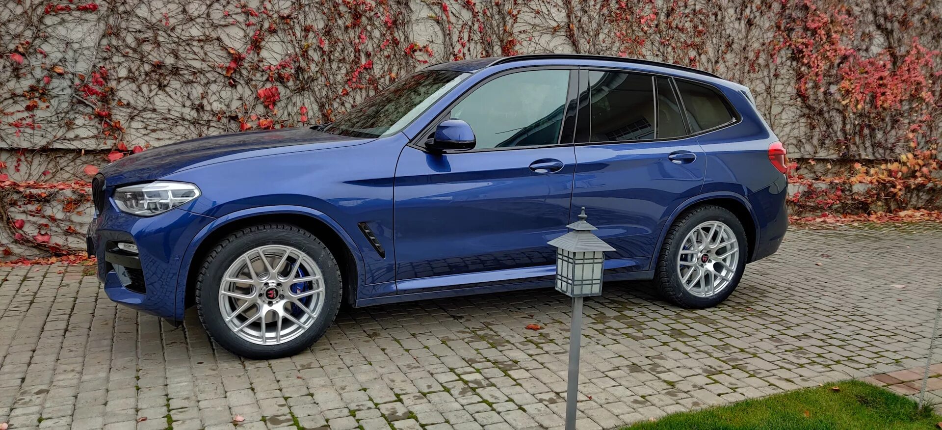 Шины на бмв х3. Диски BMW x3 g01 r20. BMW x3 g01 диски 19. Диски r19 BMW x3 g01. BMW x4 g02 r18.