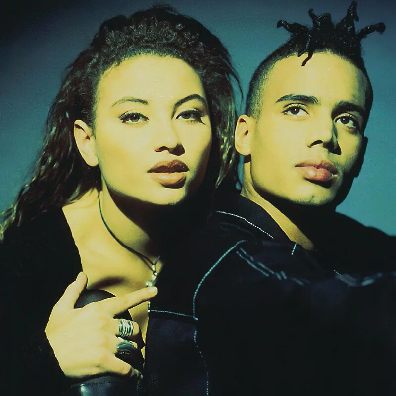 Солистка 2 Unlimited. 2 Unlimited сейчас. Солистка туанлимитед.