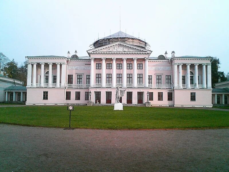 Театр останкино. Останкинский дворец графа Шереметьева. Театры графа Шереметева в Останкино. Усадьба Останкино театр. Дворец Шереметева в Останкино.