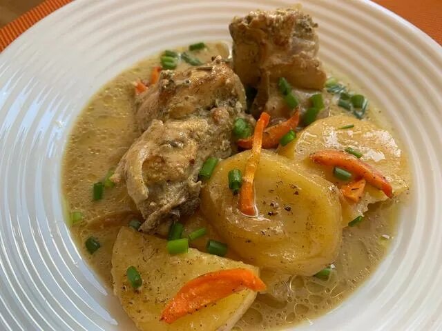 Кролик тушеный с овощами в сметане Идеи для блюд, Кулинария, Национальная еда
