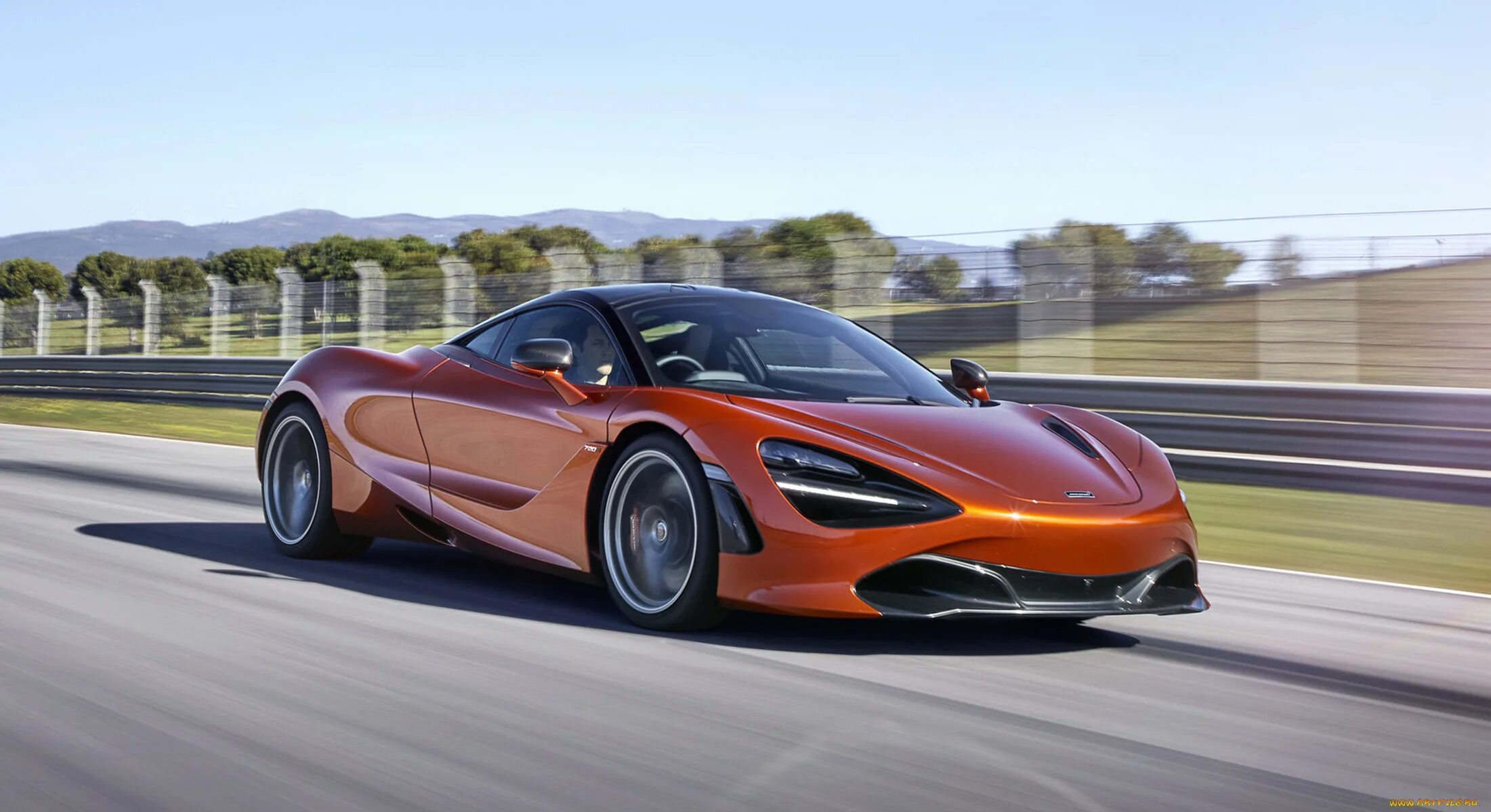 Макларен 720s цена. Макларен 720s. Машина MCLAREN 720s. Макларен 750. Макларен 911.