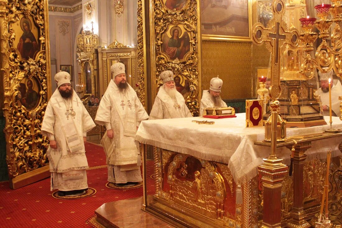 ленинский проспект 27 больница святителя алексия. патриархия святителя алексия. хиротония архимандрита иакова во епископа суходольского. богоявленский собор в елохове алексий 2. освящение иверской часовни алексий ii.