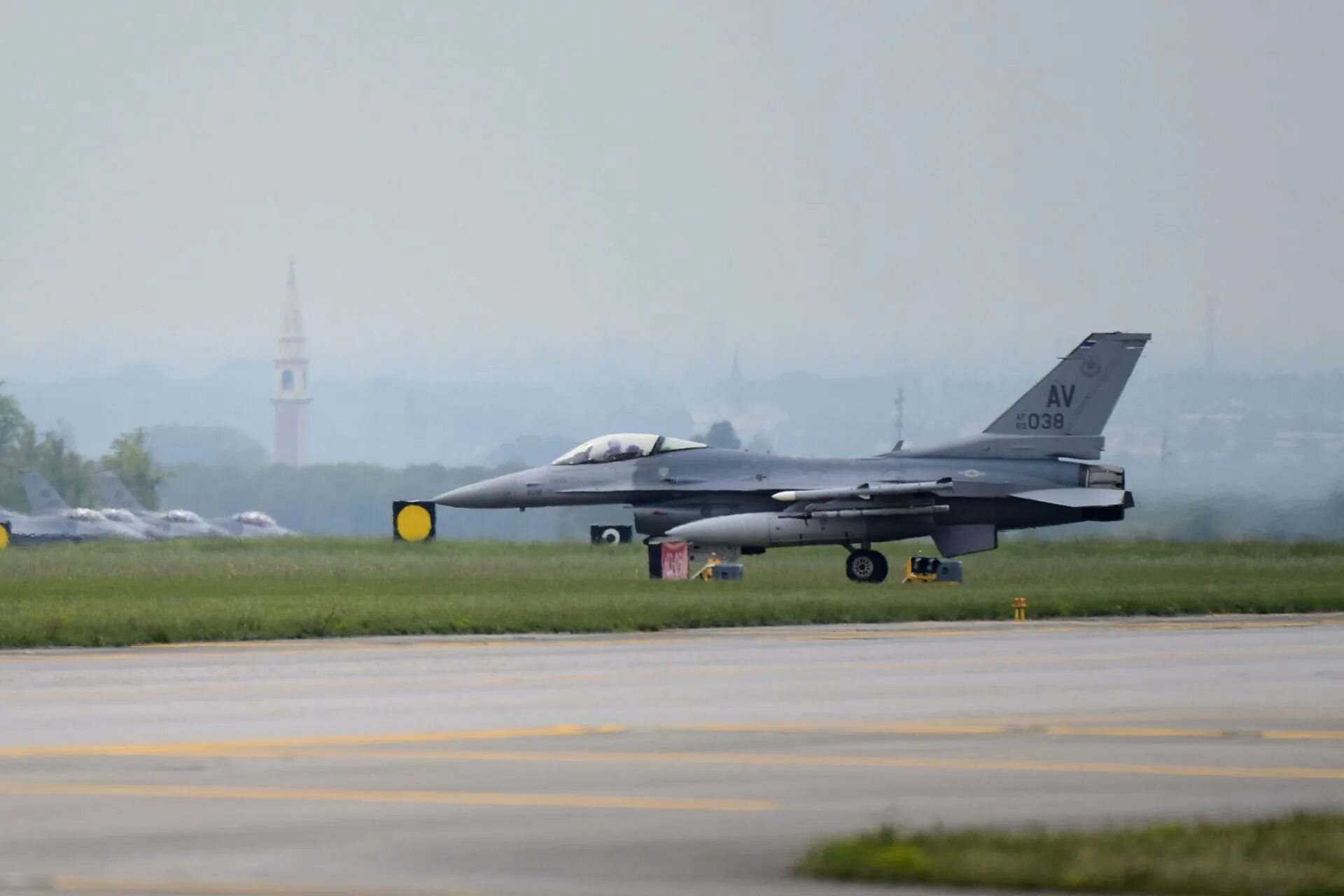 F-16 сша. Украинский f 16. F-16 самолет. F16 истребитель. Украинский f 16.