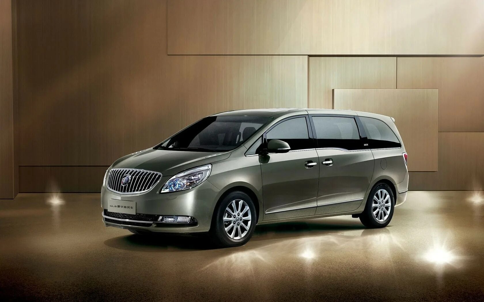 Минивены все марки цены бу. Buick gl8. Minivan Buick gl8. Бьюик gl8 2011. Buick gl8 2017.