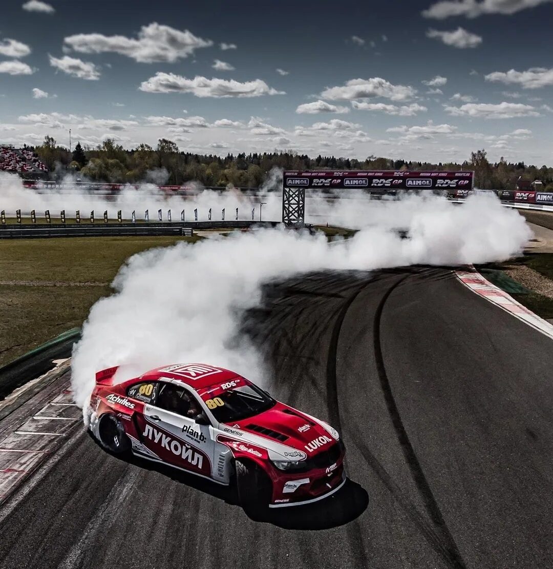 Drift racing большой угол