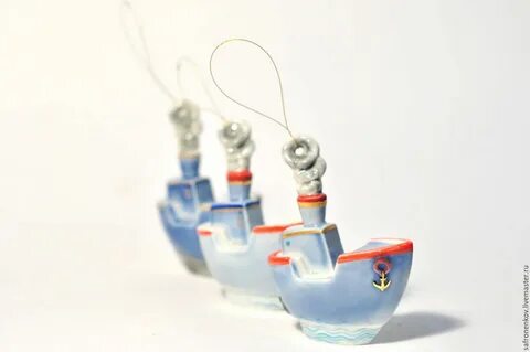 Елочная игрушка корабль