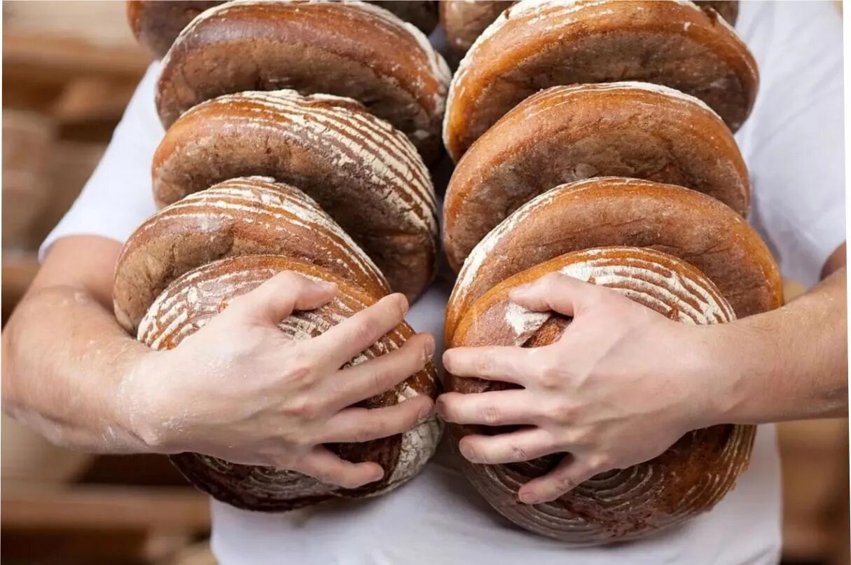 Хлеб. Хдебо булочные изделия. Куча хлеба. Гора хлеба. Хлеб будь здоров.