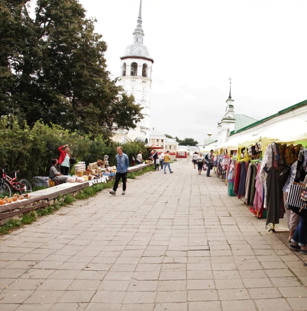 торговые ряды в костроме сема. торговые ряды греции. торговые ряды кирова. торговые ряды в 19 веке кострома. мучные ряды кострома.