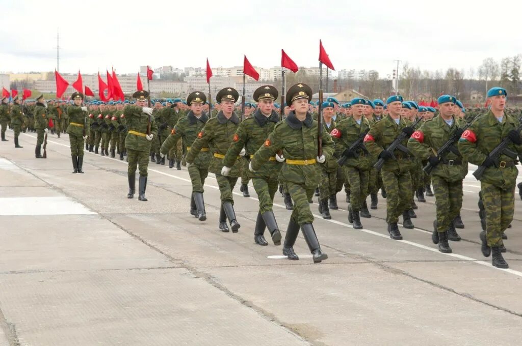 Погода алабино. Погода алабино. Погода алабино. Учебный центр алабино москва. Тренировка парада 2022 в алабино.