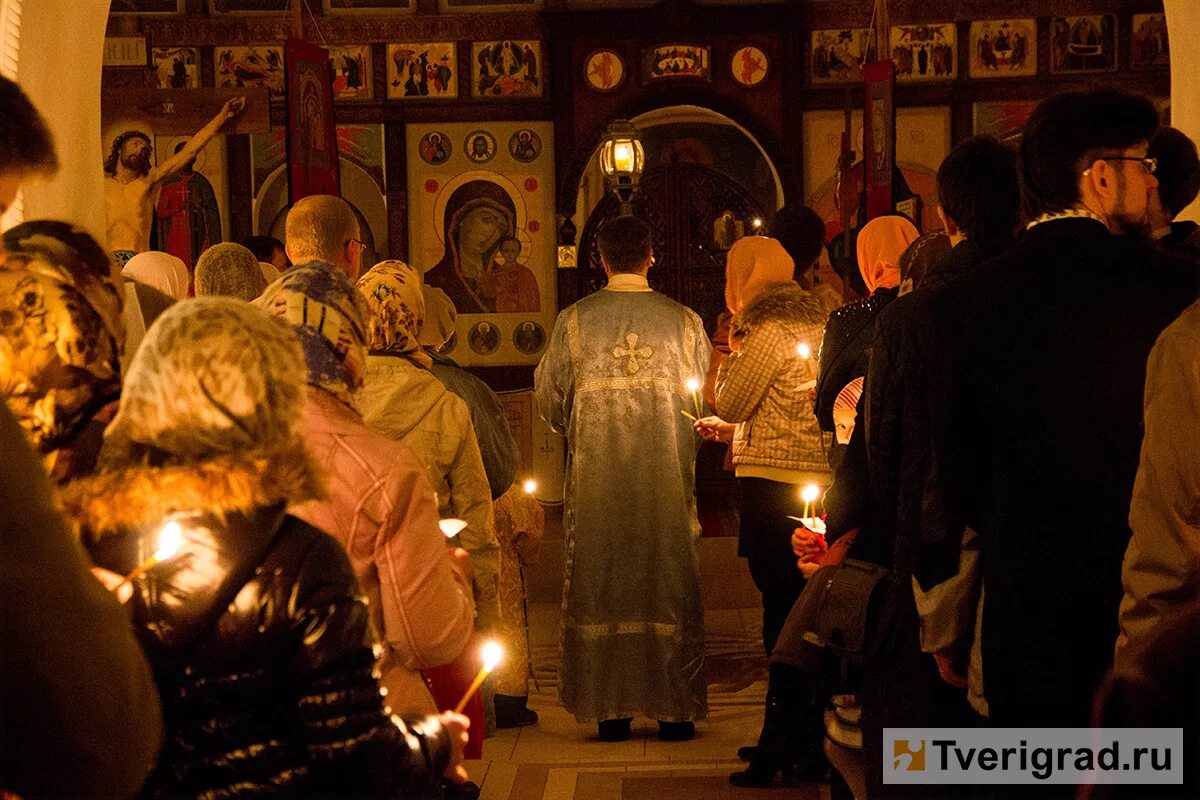 Воскресенский кафедральный собор тверь литургия. Благовещение пресвятой богородицы праздник в храме. Воскресенский кафедральный собор настоятель тверь. Светлое христово воскресение. Со светлым воскресением господним.