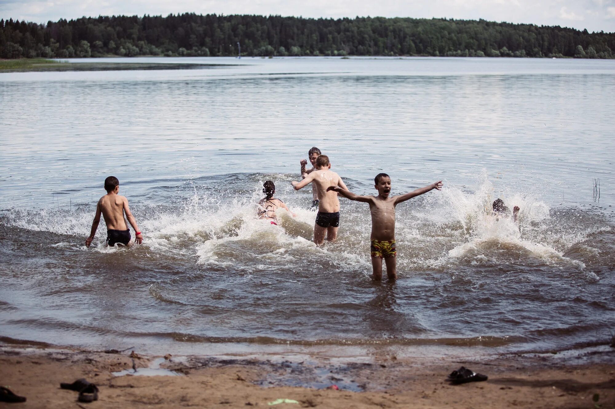 Рузское водохранилище купаться. Озернинское водохранилище пляж. Айс пляж руза. Озернинское водохранилище пляж. Озернинское водохранилище пляж.
