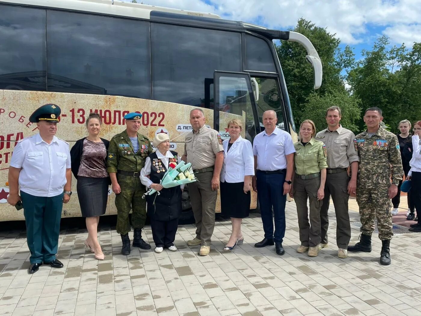 Людиново подслушано новости вконтакте. Подслушано Людиново. 12 Июля бронепробег Людиново. Бронепробег дорога Мужества 2022 Людиново. Бронепробег дорога Мужества 2017.