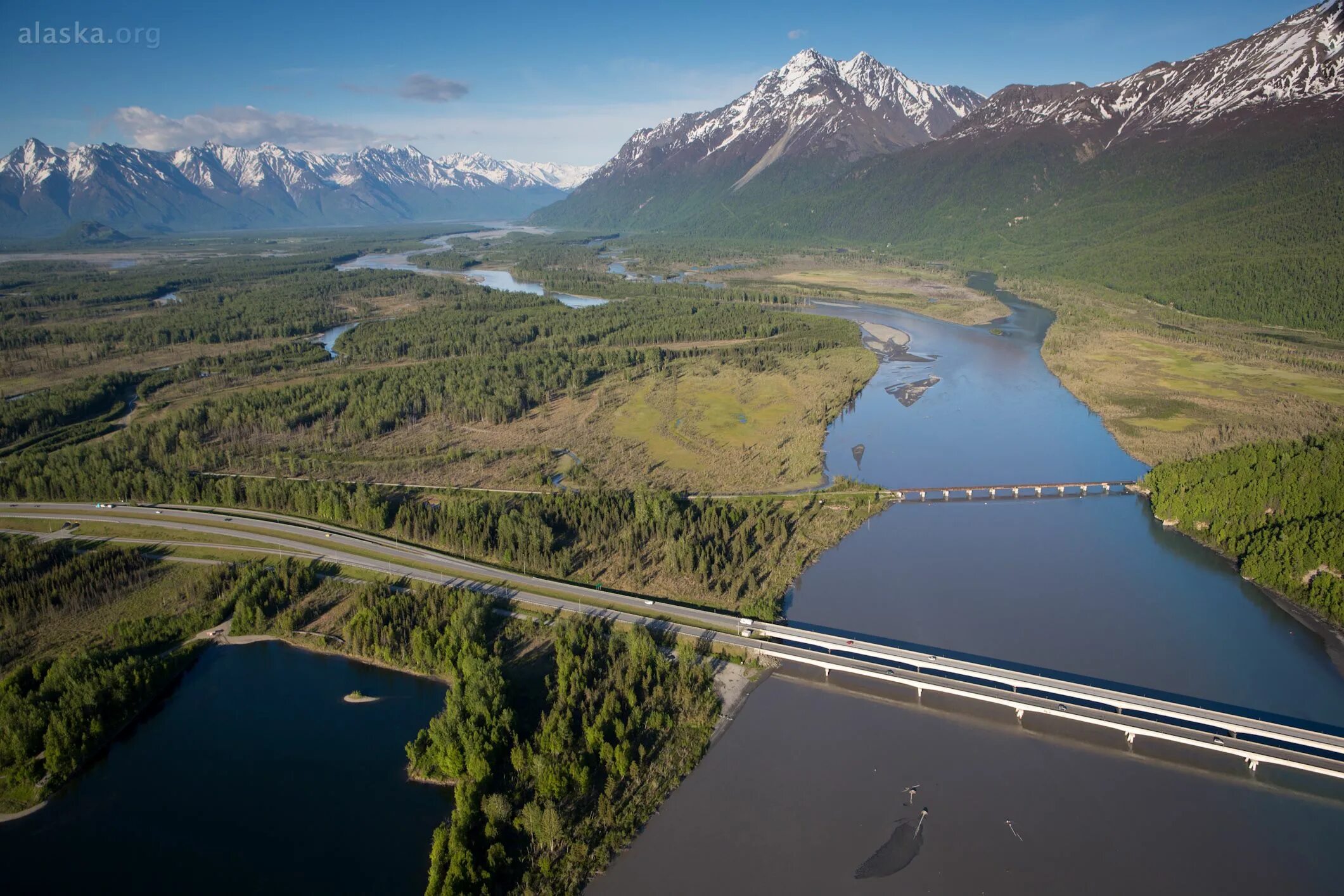 Момент аляска. Аляска. Аляска Люксембурга. Knik Аляска. Мост на Аляску.