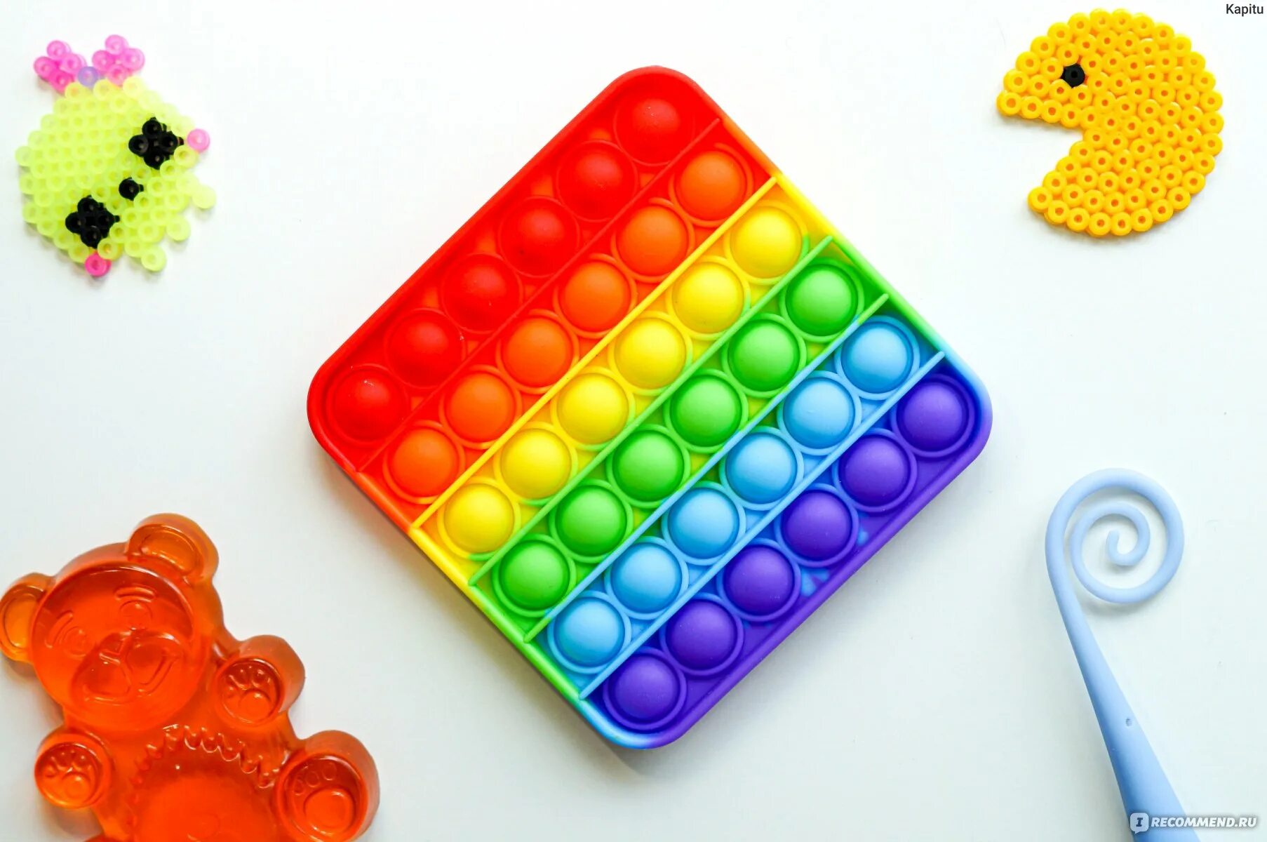 Funko pop 747. Симпл димпл антистресс. Популярные игрушки антистресс. Игрушка поп видео. Funko pop limited edition.