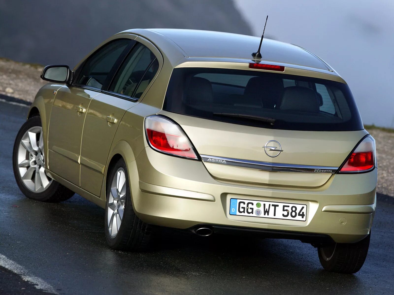 Опель хэтчбек 2007. Opel Astra 2007 Hatchback. Opel Astra h 2005. Opel Astra h 2007 1.8.