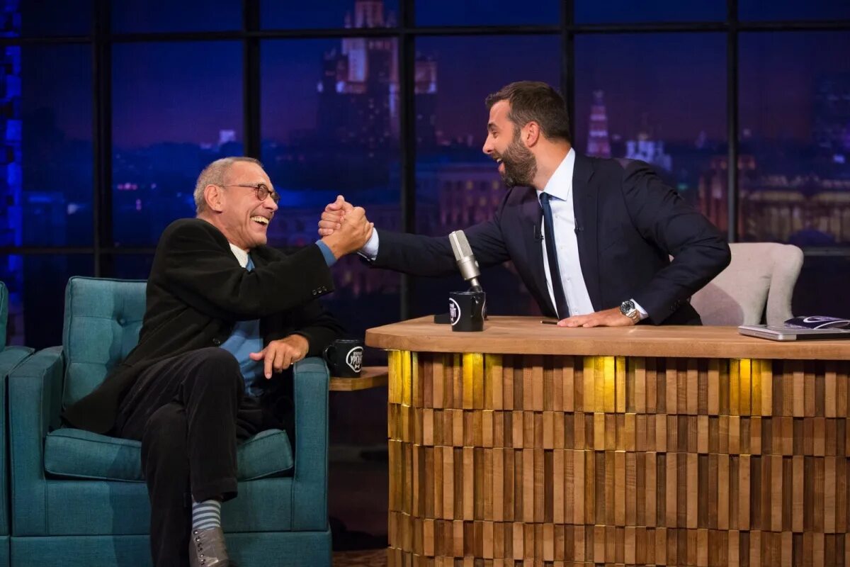 иван ургант 2021. иван ургант вечерний ургант. вечерний ургант 2012. давай вечерний ургант. иван ургант вечерний ургант 2022.