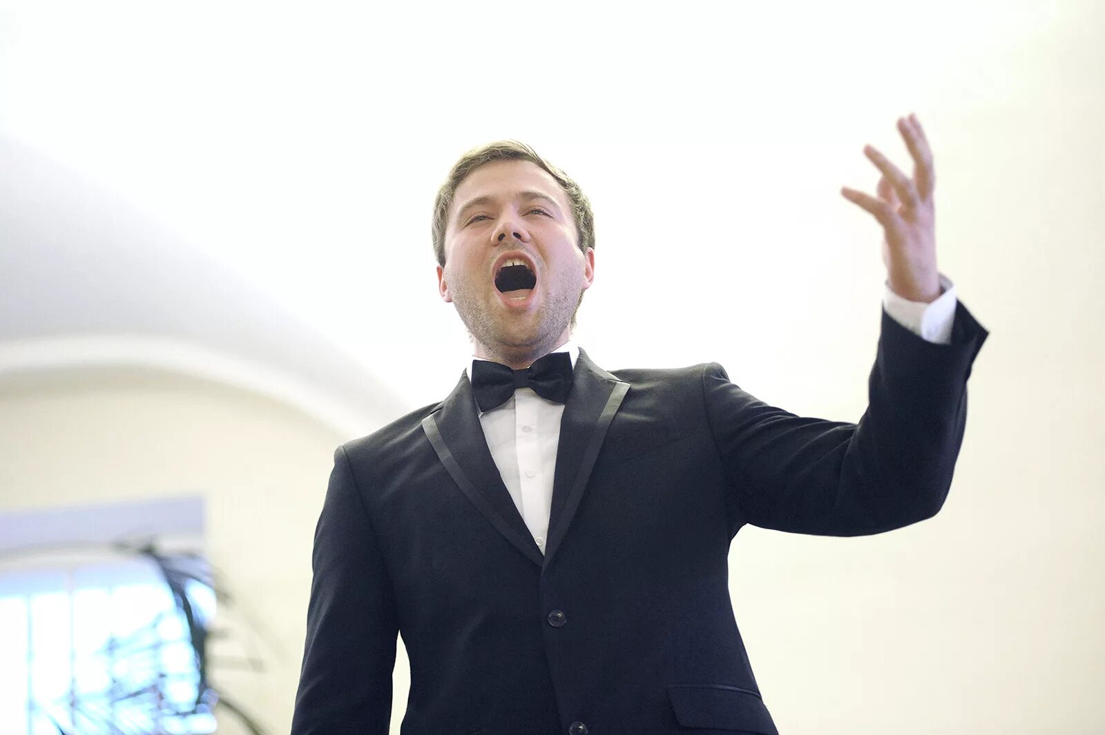 валерий новиков актер фильмография. валерий новиков. николай басков 2015. эстрадный певец 7 букв. певец григорий лепс.