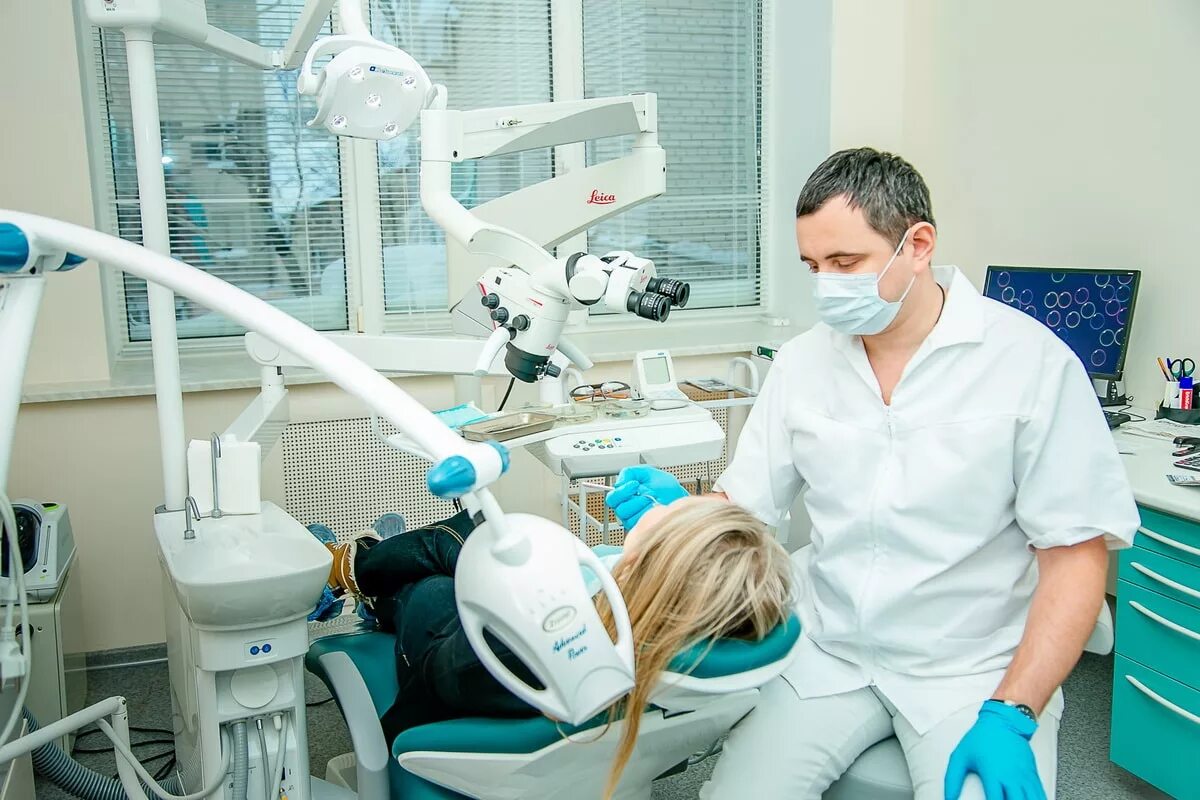 Частная стоматология. Стоматология клиника. Современная стоматология. Частный зубной врач.