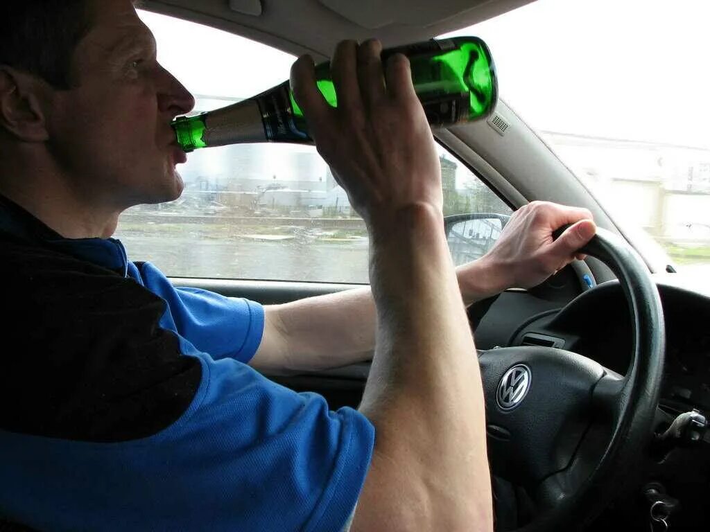 Пью пиво в машине. Вождение в состоянии алкогольного опьянения. Наказание за нетрезвое вождение.