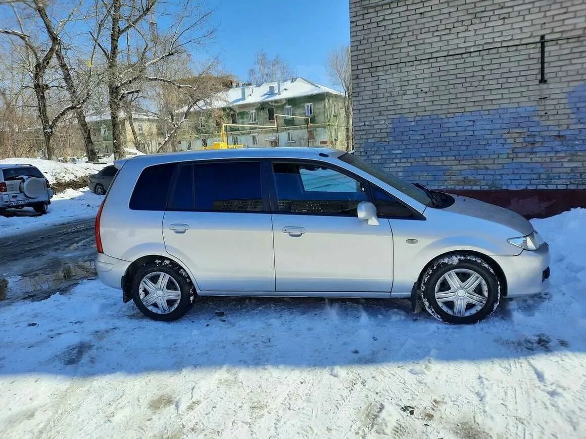 Мазда Премаси r17. Днище Mazda Premacy. Длинная Мазда праворульная 2 литра. Бар на мазду Премаси.