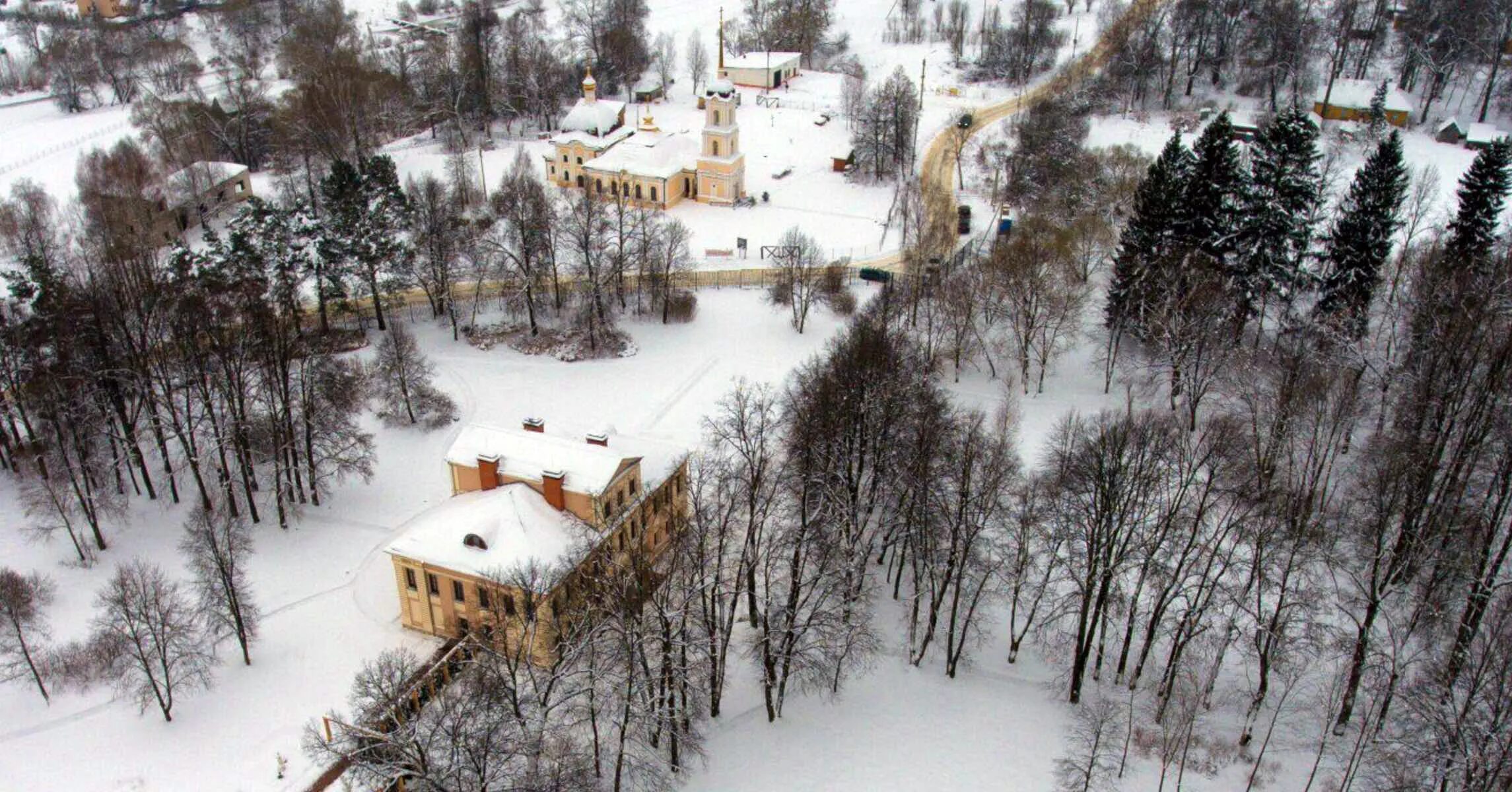 Усадьба Никольское Калужская. Усадьба в Никольском Калужская область. Усадьба Никольское Калужская область Жуковский район. Особняк в Никольском Калужская область. Никольское калуга