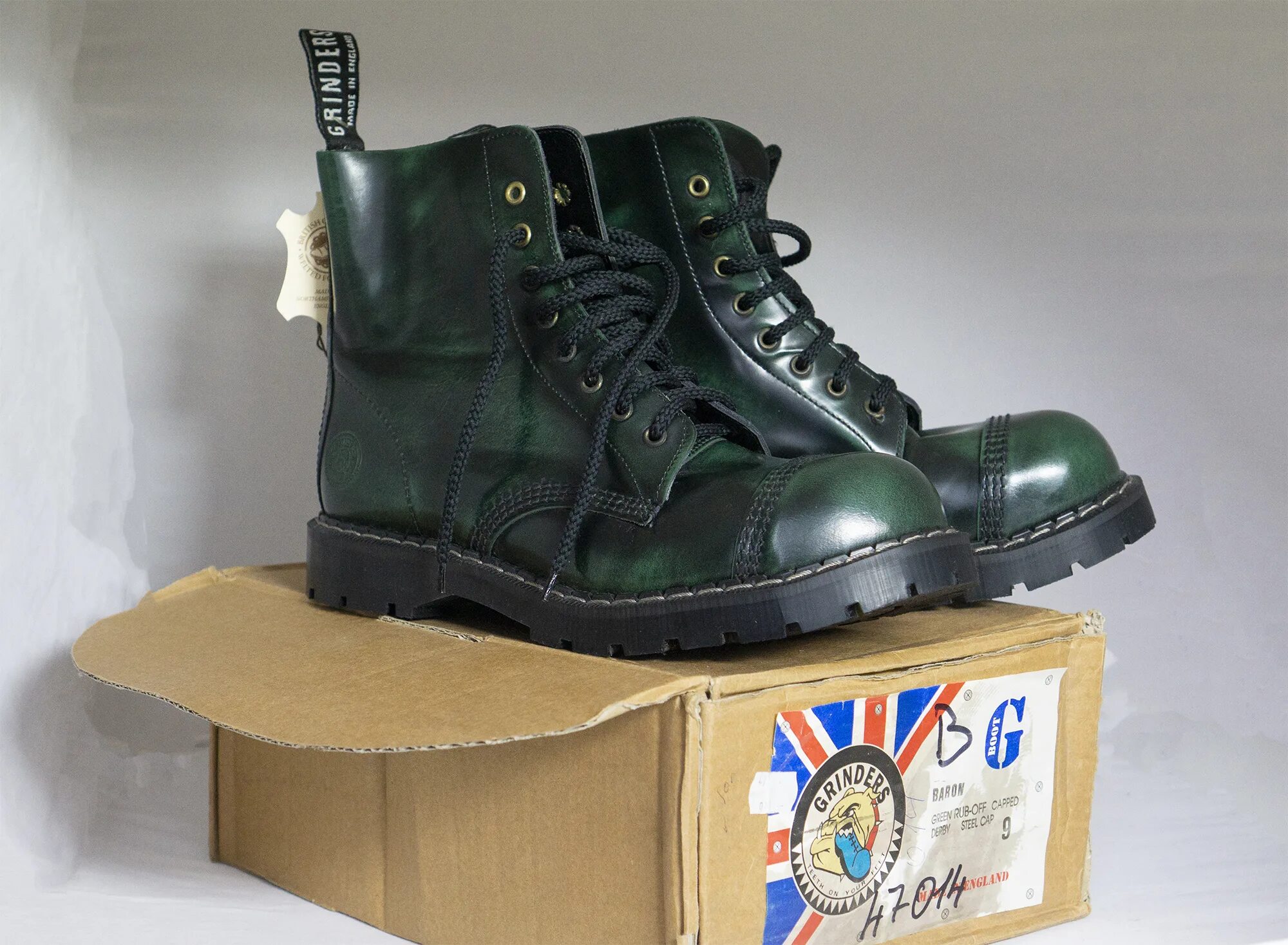 Ботинки ventura гриндерсы. Ботинки steel camelot grinders. Ботинки мужские grinders steel camelot. Camelot ботинки гриндерс. Гриндара.