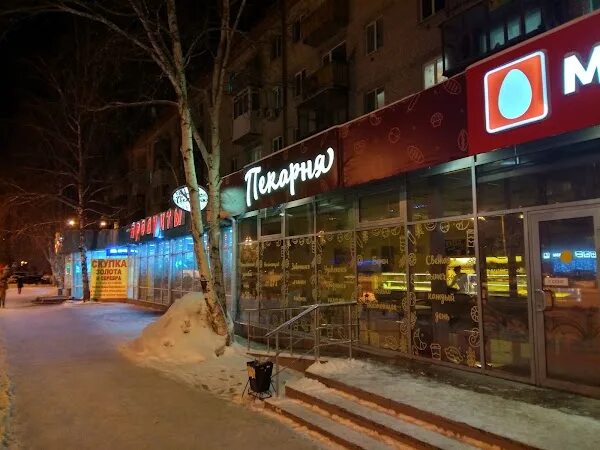 Республики 210 тюмень. Республики 212 тюмень. Республики 216 тюмень фото дома. Тюмень республики 216 фото. Республики 212 тюмень дом.