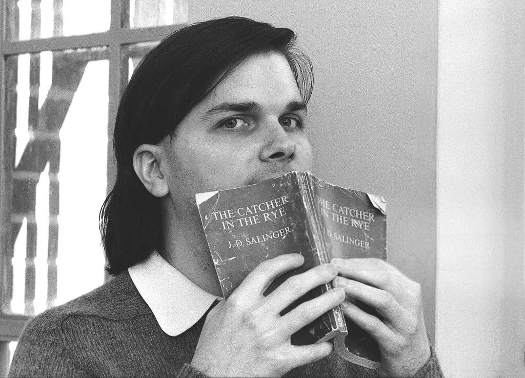 Марк дэвид чепмен. Марк дэвид чепмен. Марк дэвид чепмен 8 декабря 1980. Марк чепмен 2020. Марк чапман убийца джона леннона.