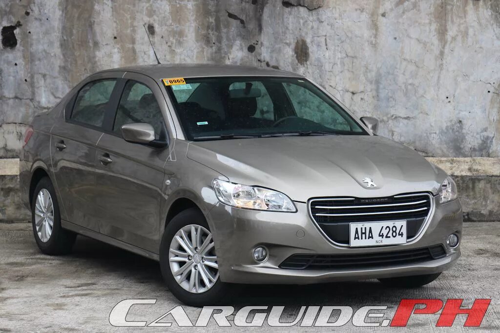 Peugeot 301 2015. Peugeot 301 HDI. Пежо 301 1.6. Пежо 301 хэтчбек. Пежо 301 1