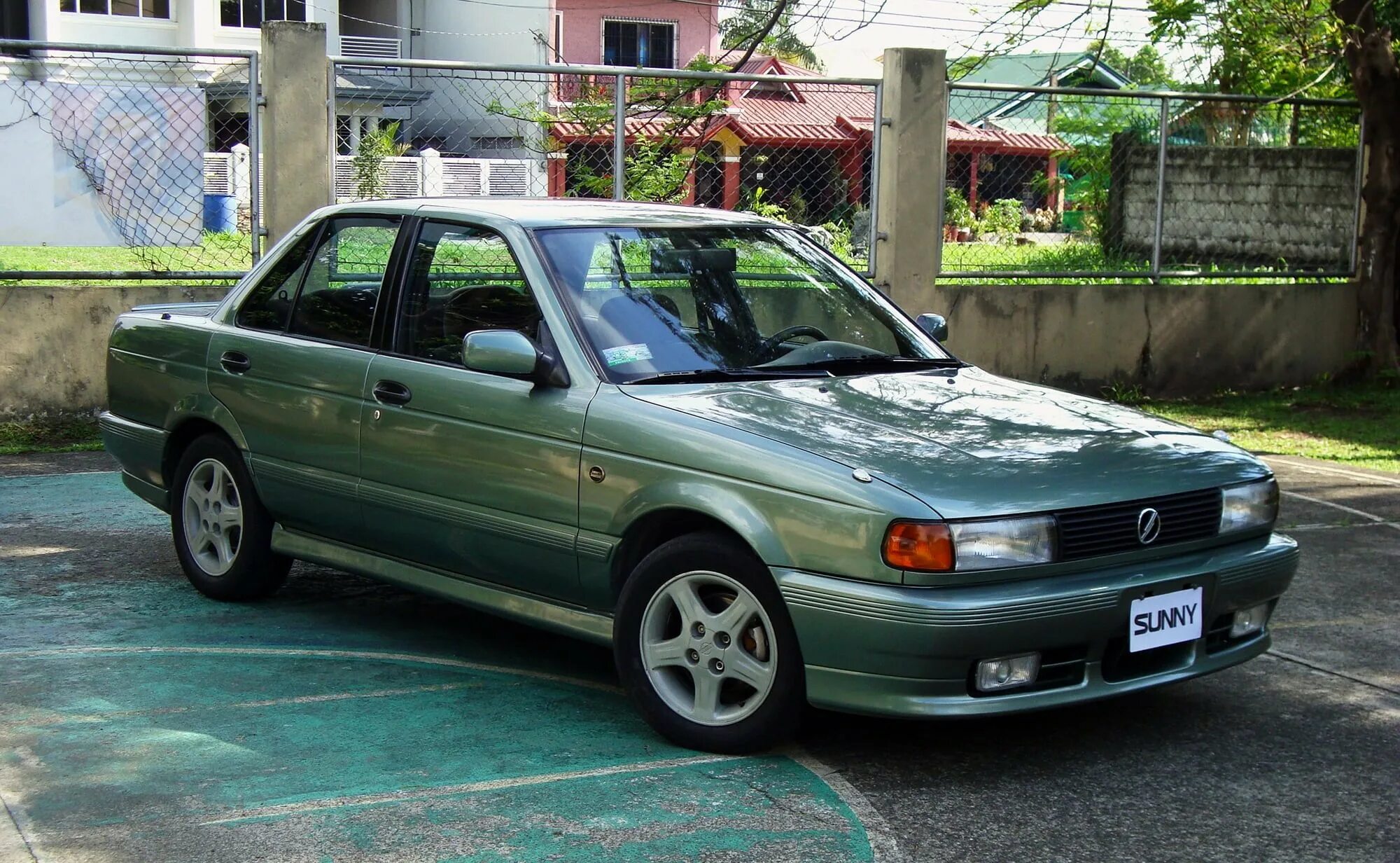 Ниссан санни 1993. Nissan Sunny 1993. Ниссан Санни седан 1993. Ниссан Санни 1.6 1991. Ниссан Санни 1.6.