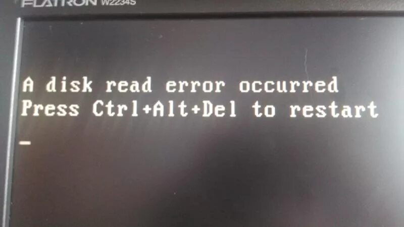 Пикантная ошибка читать. Ошибка чтения диска при загрузке Windows 7. Ошибка при запуске виндовс 7. A Disk read Error occurred. A Disk read Error occurred Press Ctrl+alt+del.