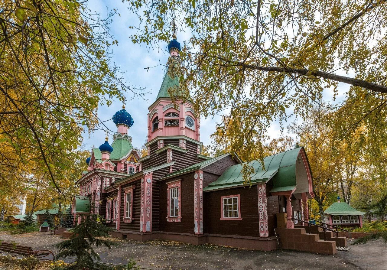 церковь люберцы. храм наташинская церковь люберцы внутри. церковь люберцы. храм в люберцах на октябрьском проспекте. храм в люберцах на октябрьском проспекте.