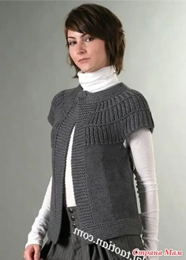 Связать безрукавку реглан. Вязаная безрукавка регланом сверху. Жилет реглан спицами. Жилет с регланом сверху. Связать безрукавку реглан.