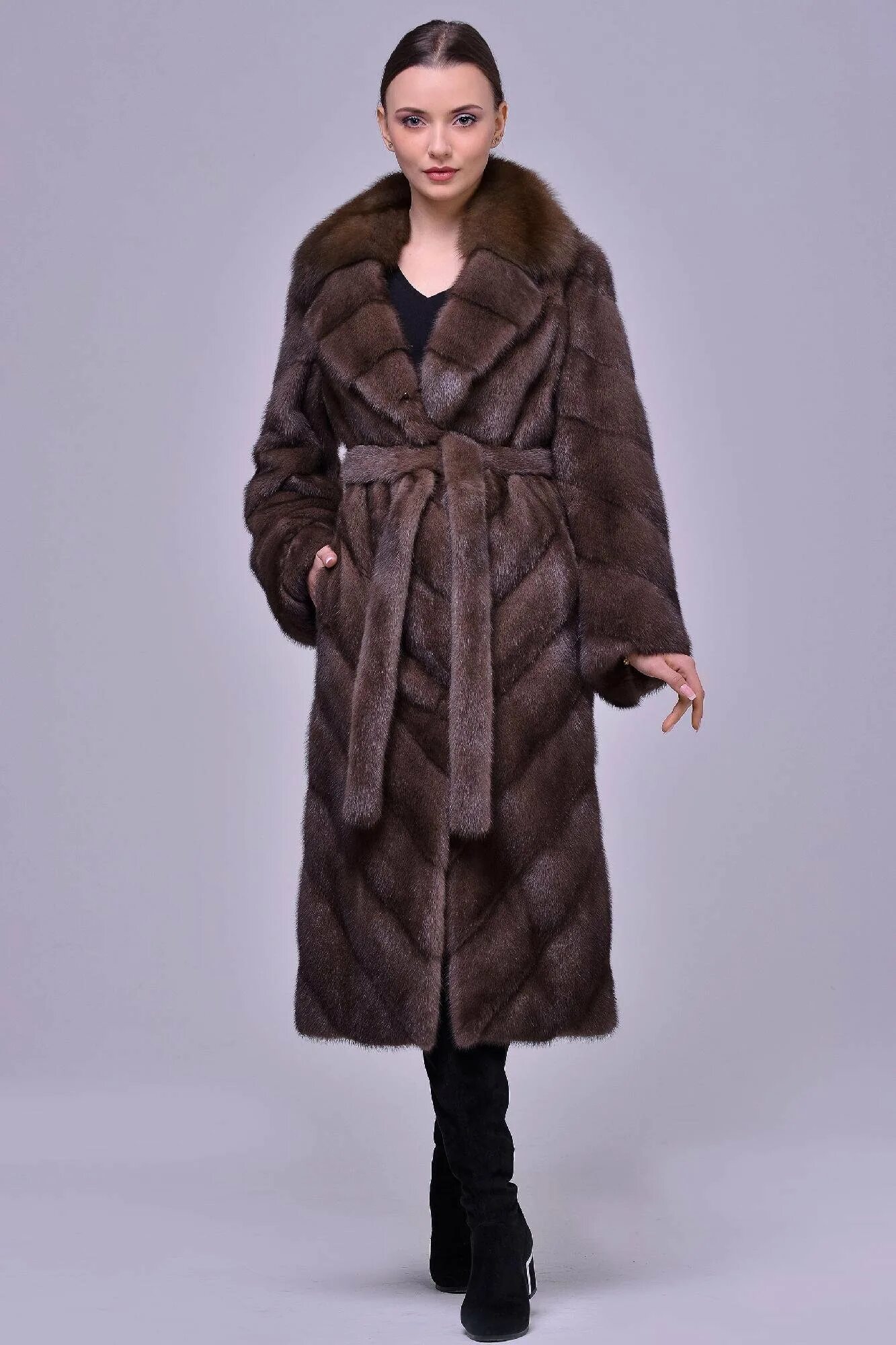 Шуба с английским воротником из норки. Норковые шубы 2023 английский воротник. Норковая шуба с английским воротником. Шуба норка английский воротник. Норковые шубы с английским воротником 2022.