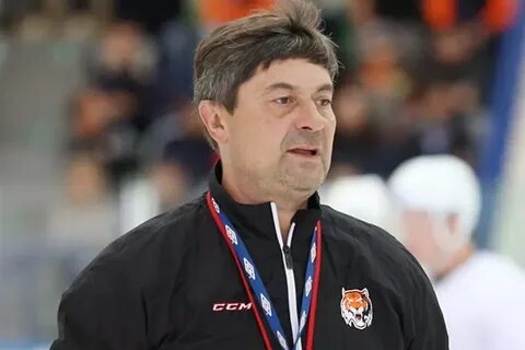Амур тренерский состав
