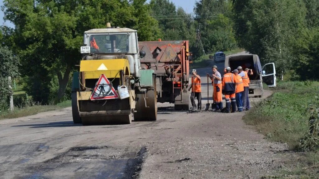 Как в того делают дороги. ДРСУ Осташков. Ликино-Дулевское ДРСУ. Асфальтобетонный завод Ряжское ДРСУ. Ряжское ДРСУ филиал ОАО Рязаньавтодор.