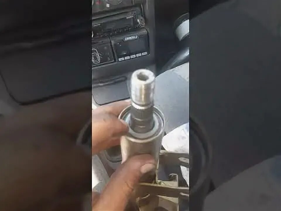 2110 болтается руль. 2110 болтается руль