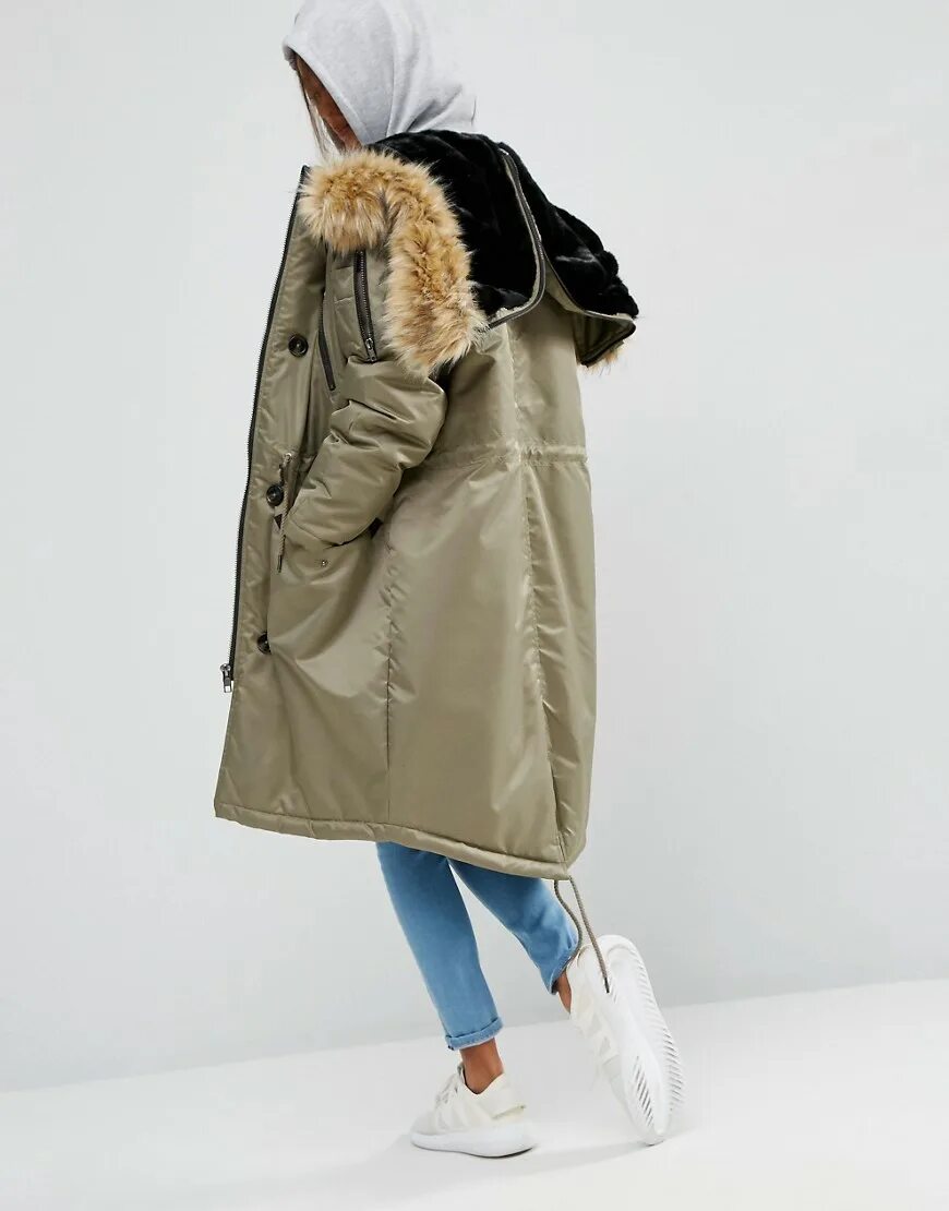 куртка оверсайз с мехом. зимняя джинсовая куртка оверсайз. длинная куртка оверсайз. джинсовая куртка с мехом. зимняя джинсовая куртка оверсайз.