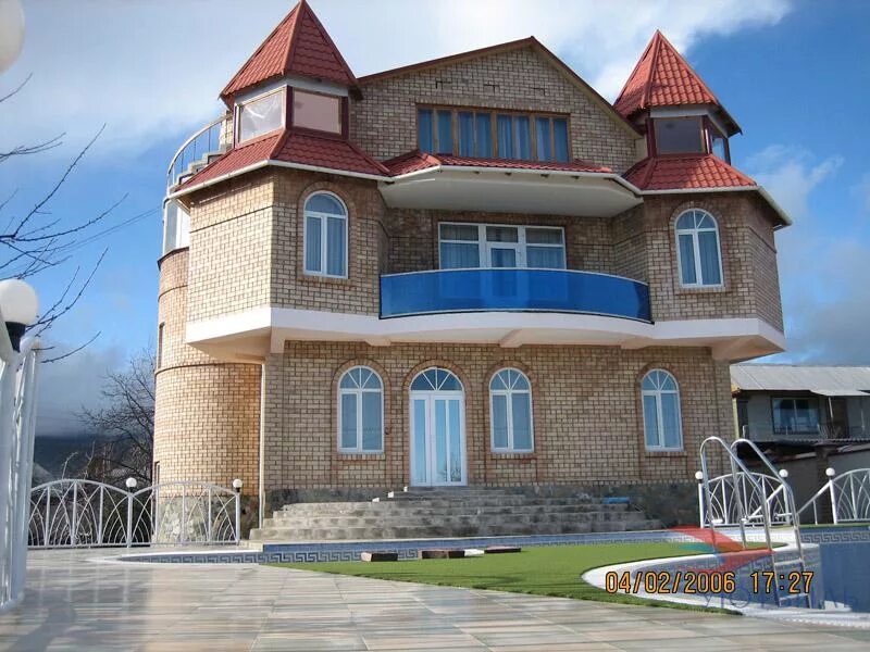 коттедж в бишкеке. дом кыргызстан бишкек. частный дом бишкек. этажный дом кыргызстана. дом кыргызстан бишкек.