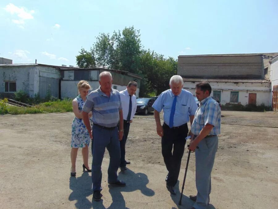 Погода в поселке красногорский. Еманжелинский район поселок Красногорский. Поселок Красногорский Челябинская область. РП Красногорский Челябинская область. Мэр поселка Красногорский.