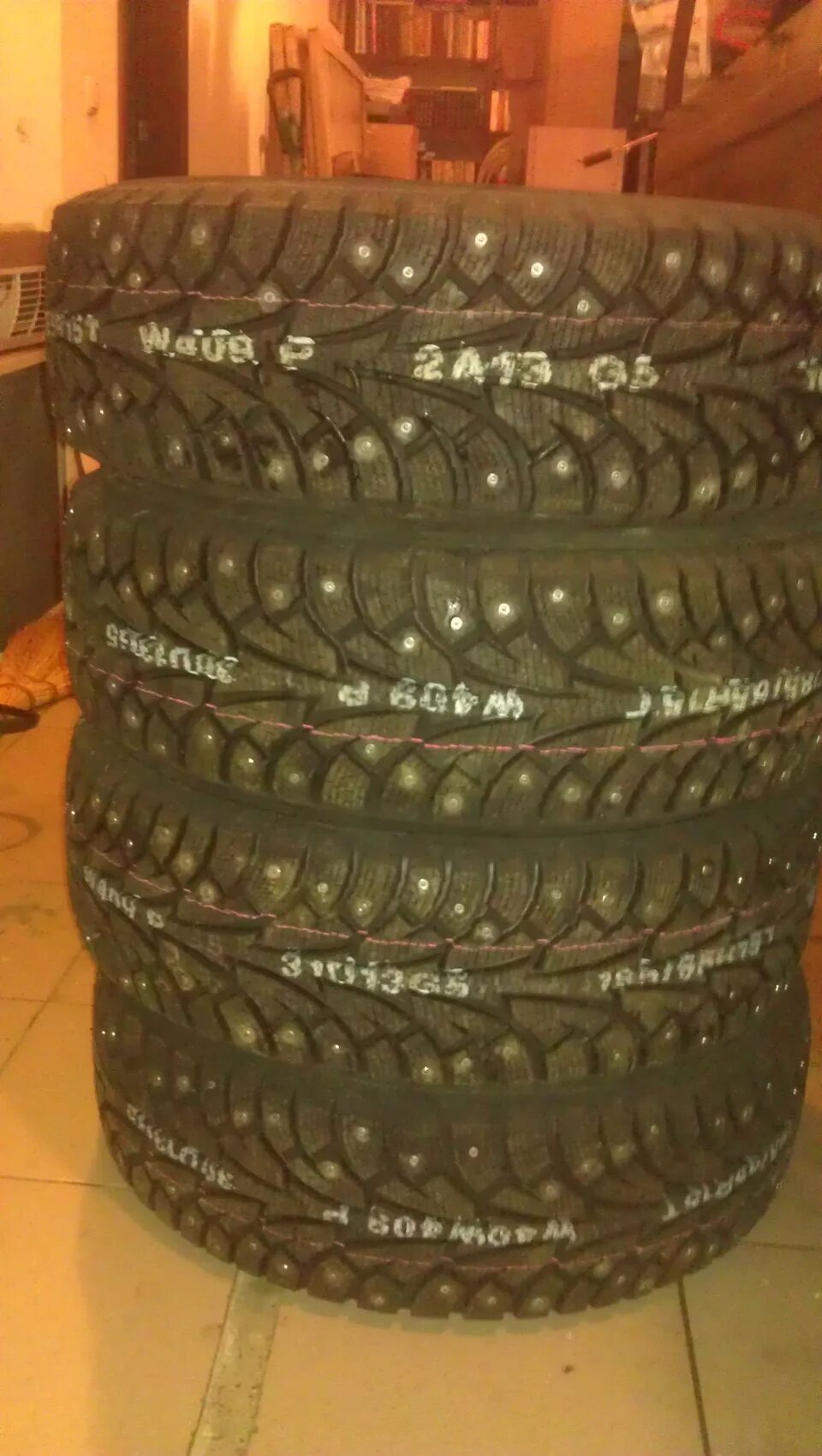 Ханкук 185-65-15шипоыанные. 185/65 r15 зимние formula ice. Резина зимняя r15 185/65 шипованная пирелли. Зимняя резина на 15 185 65 шипованная. Nokian nordman 5 r15 185/65 92t шип.