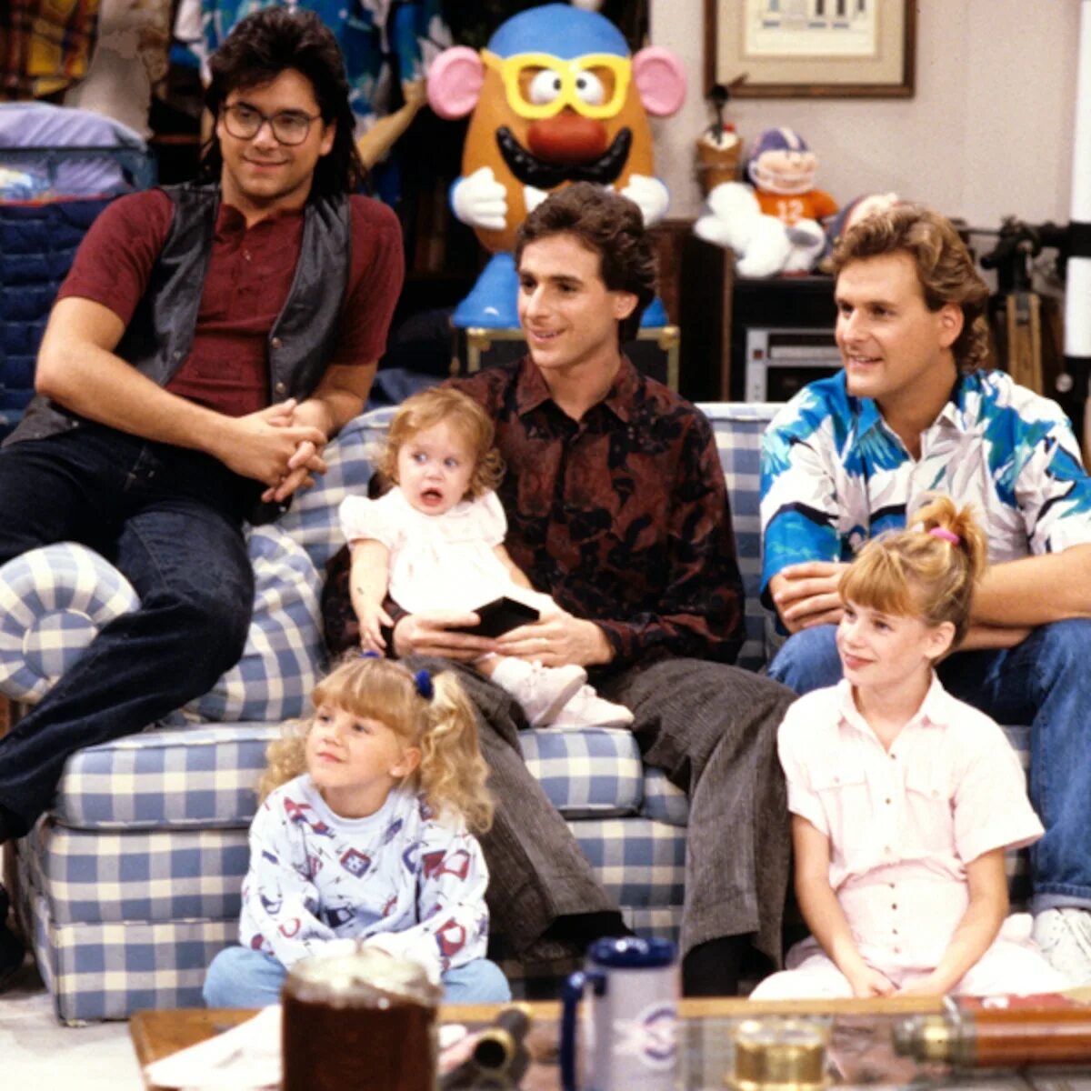 Canting star. Full house, 1987 series poster. full house star john stamos shares booty. менси хаус звезды фото. star house youtube сериал.