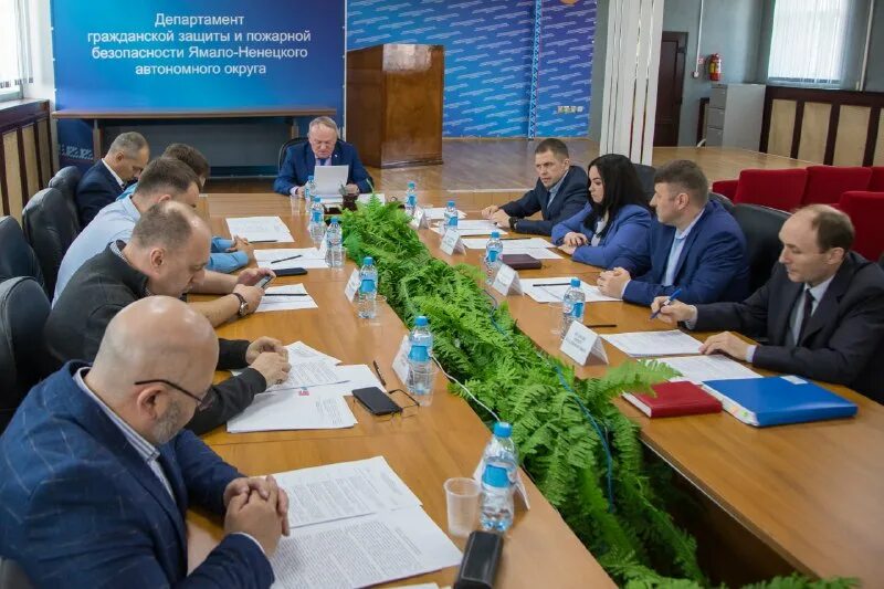 Департамент гражданской защиты и пожарной безопасности янао. Департамент гражданской. Департамент гражданской. Герб ямало-ненецкого автономного округа. Департамент гражданской.